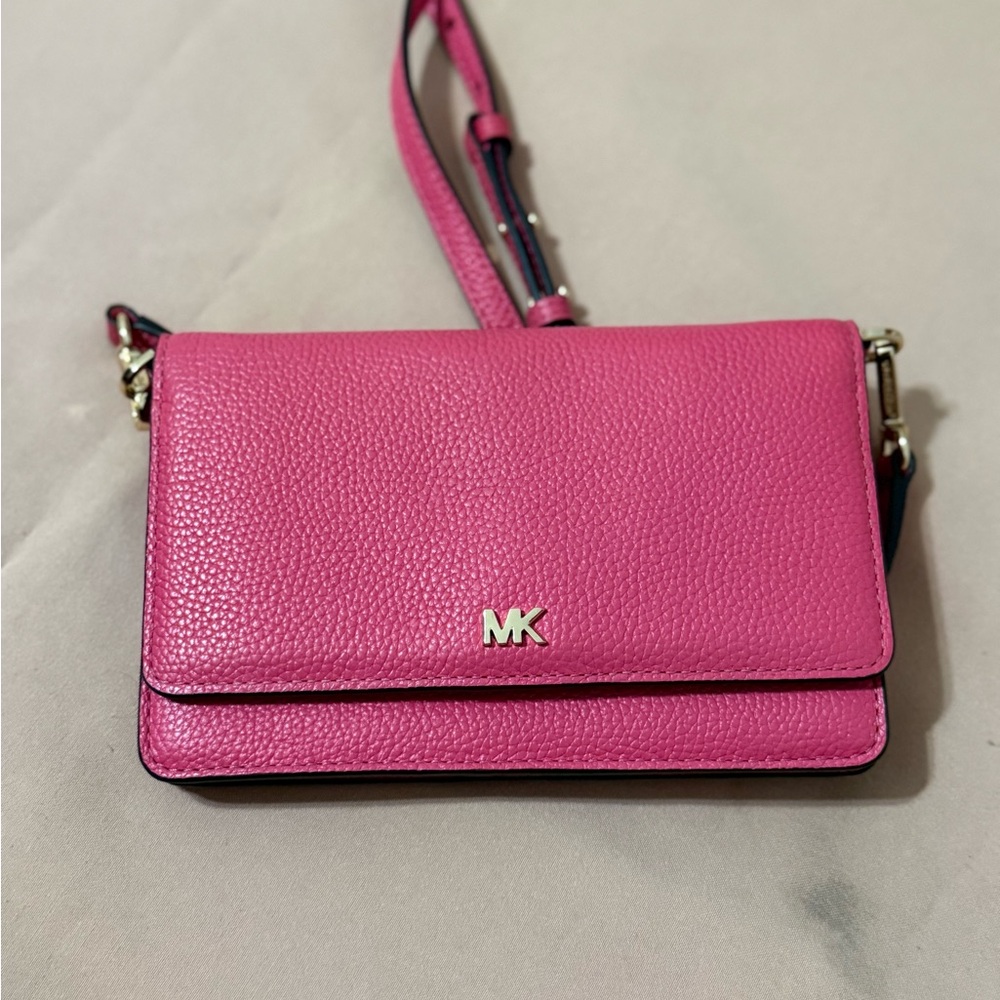 Michael Kors Pink Leather Crossbody Wallet